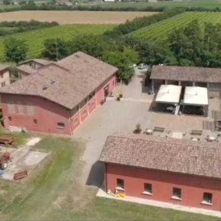 Agriturismo Corte Dei Landi Cade Exterior foto